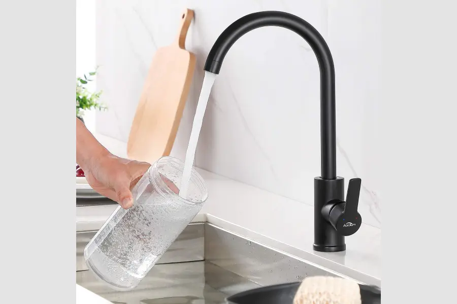 griferia de cocina negra