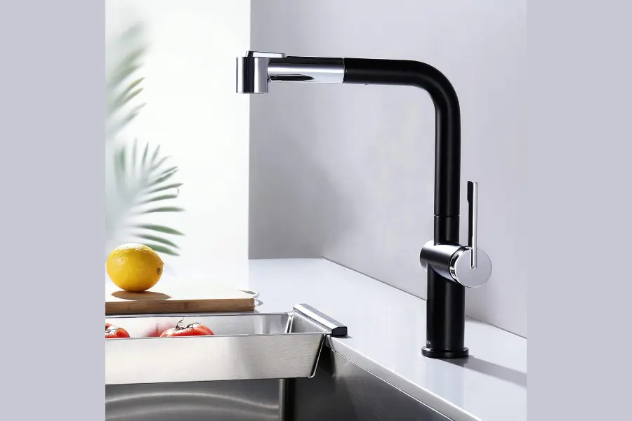 llaves de cocina negras